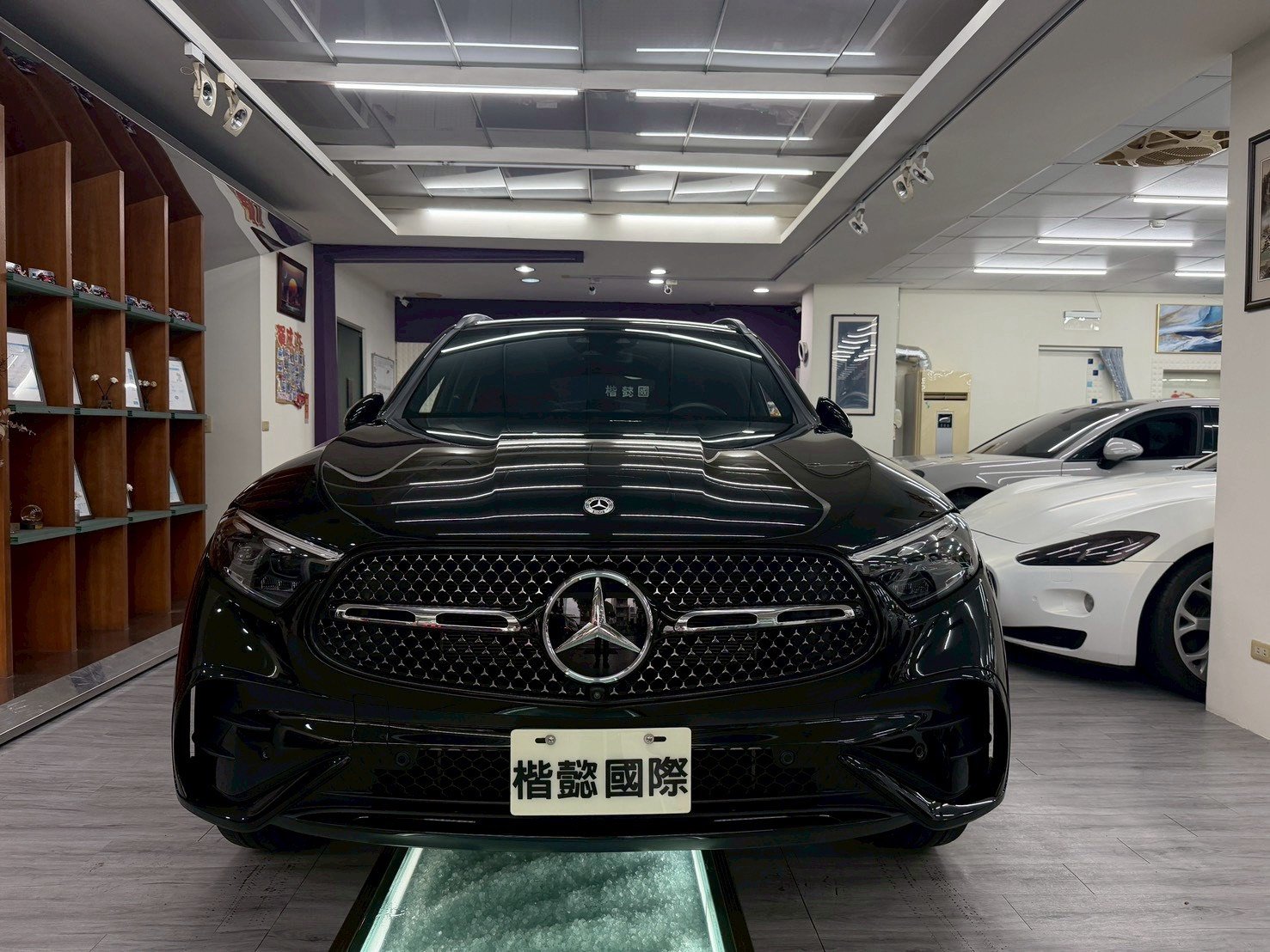 2023年 GLC300 SUV #050012